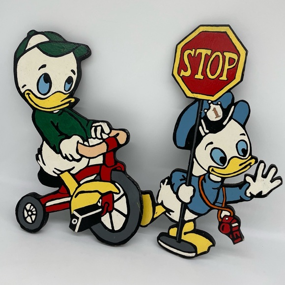Disney Duck Tales Huey - Skates Dewey - Policeman & Louie Tricycle Signs 3 Pcs - Picture 5 of 13